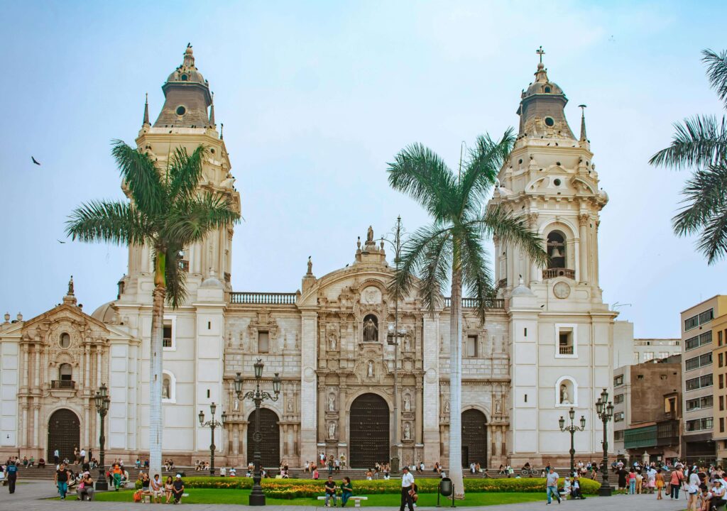 Centro Histórico de Lima Descubre la Historia Revitalizada